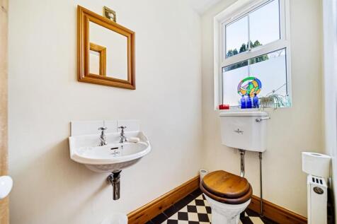 Ground Floor WC