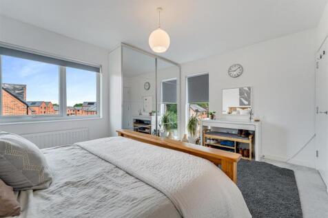Bedroom 1 Aspect 2