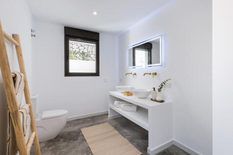 Property Image 64