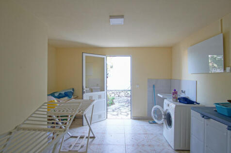 Property Image 63