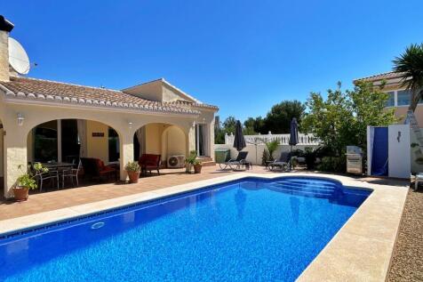 Property Image 4