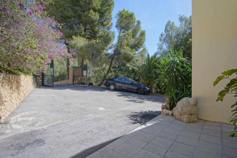 Property Image 12