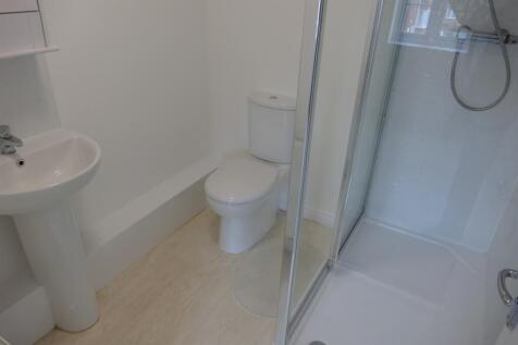en+suite+shower+room