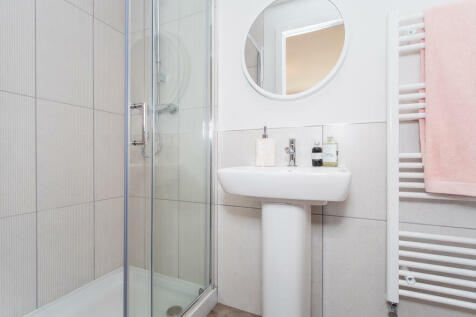 En-Suite 1