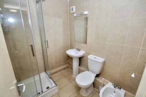 Sherbourne Close - Bathroom.jpg