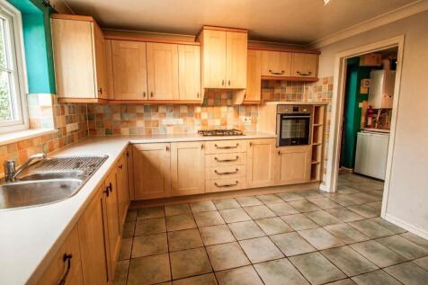 Kitchen 2.jpg