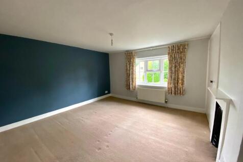 Bedroom 4.jpg