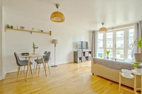 lounge 1-2.jpg