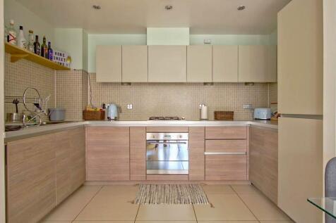 kitchen-2.jpg
