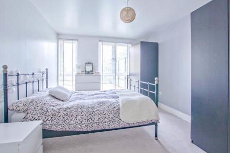 bed 1-2.jpg