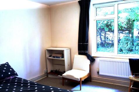 41 Cambanks Bed Two.jpg