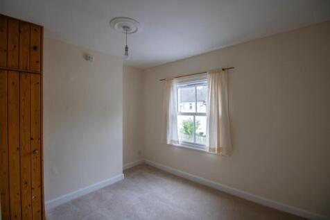 Bedroom 1.1.jpg