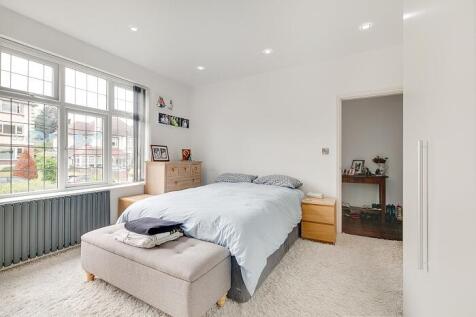 34-Grove-Avenue-2...