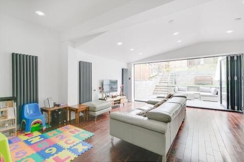 34-Grove-Avenue-1...