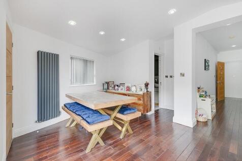 34-Grove-Avenue-2...