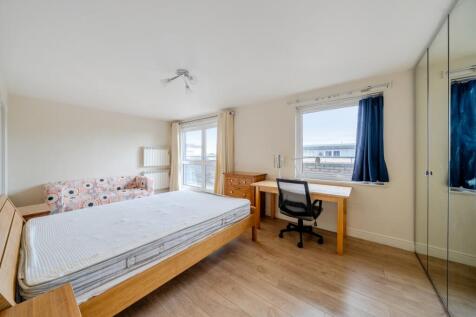 1369552-11-68ef7c...