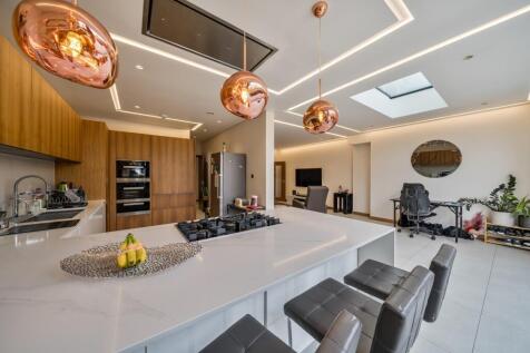 1369895-20-68f0e5...