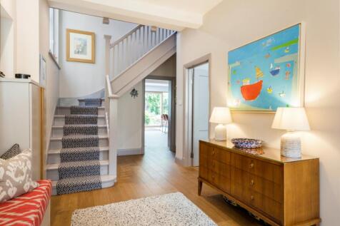 15 Vallance Road ...