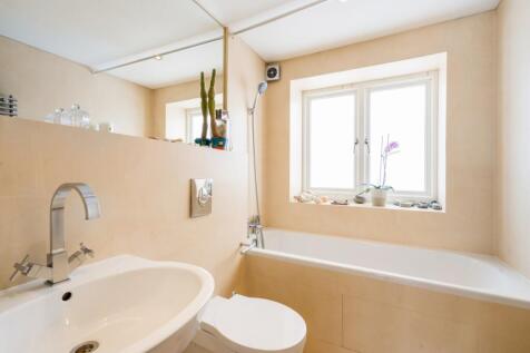 15 Vallance Road ...