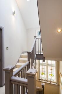15 Vallance Road ...