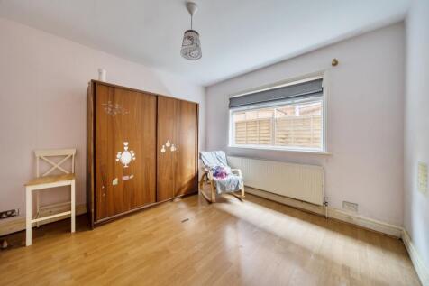 1375766-6-6904bdc...