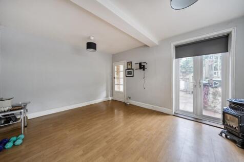 1375766-12-6904c3...