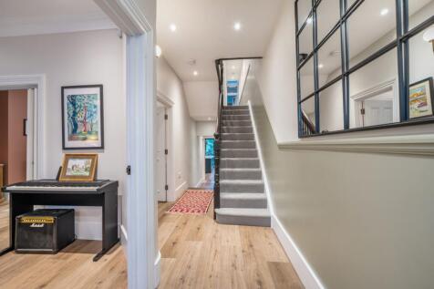 1376748-21-690e5f...