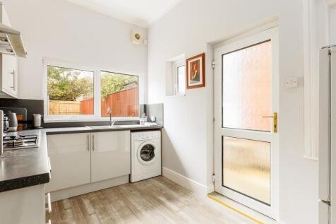 5ParkLakeRoad-9web300.jpg
