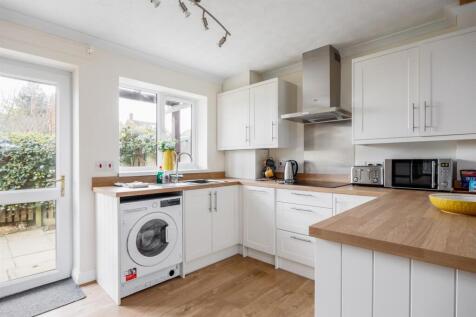 81LanderClose-22web300.jpg