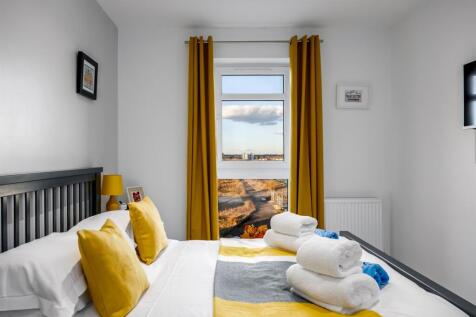 SanctuaryApt1017JeffersonAvenue-13web300.jpg