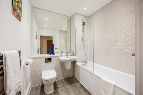 SanctuaryApt1017JeffersonAvenue-12web300.jpg