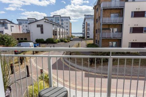2BroomhillWay-ph22_web72.jpg