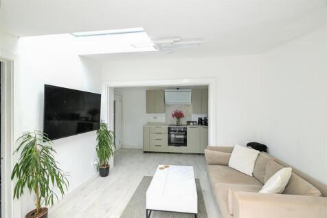 Annexe Lounge Area