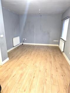 WhatsApp Image 2025-10-01 at 16.49.02_c72fac6f.jpg