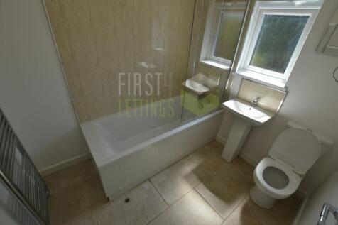 BATHROOM 2