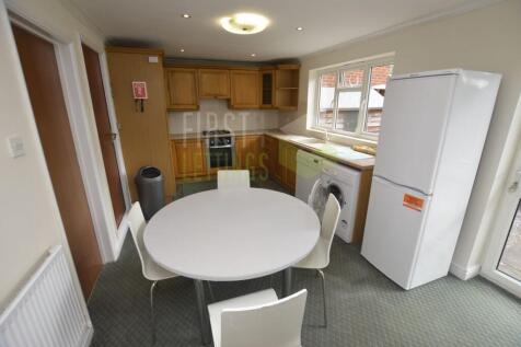 KITCHEN &amp; DINING AREA