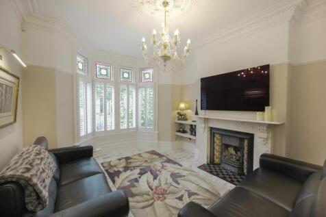 Ground Floor Lounge