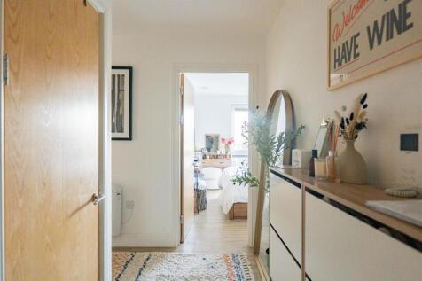 20-P1039112-HDR - Copy (2).jpg