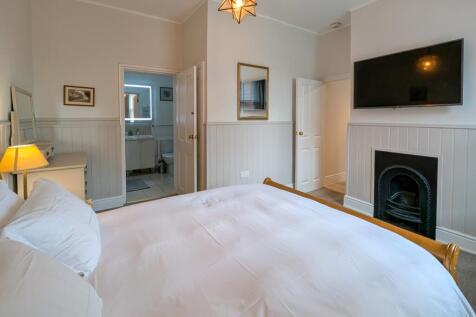 PXL_20251009_130157189