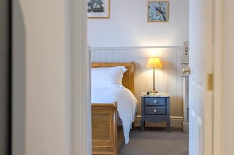 PXL_20251009_130027528.PORTRAIT.ORIGINAL