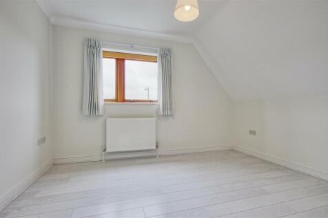 Bedroom 2.jpg