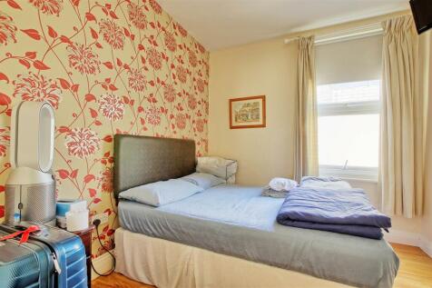 Newton -  bedroom.jpg