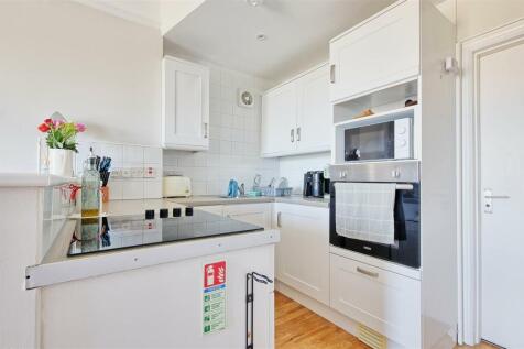 Holcroft - kitchen.jpg