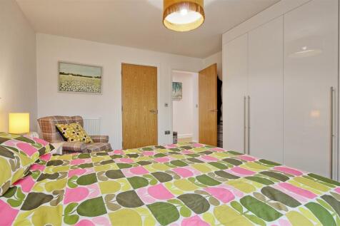 Bedroom 2 - 2.jpg