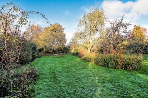 Communal gardens second image.jpg