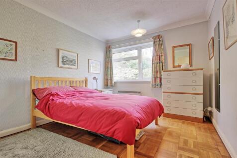 Bedroom 2.jpg