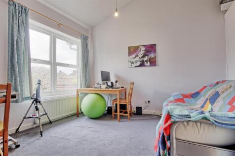 Bedroom 2.jpg