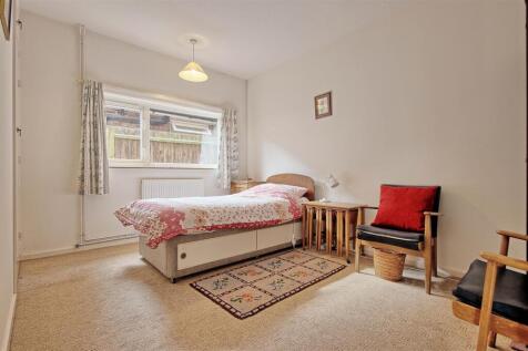 Bedroom 2.jpg