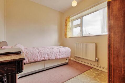 Bedroom 3.jpg