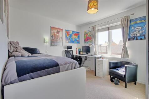 Bedroom 2.jpg